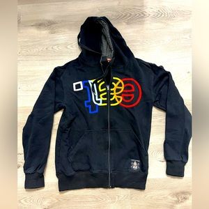 EAT Elevate All The Time DC brand Unisex Hoodie Size Small.